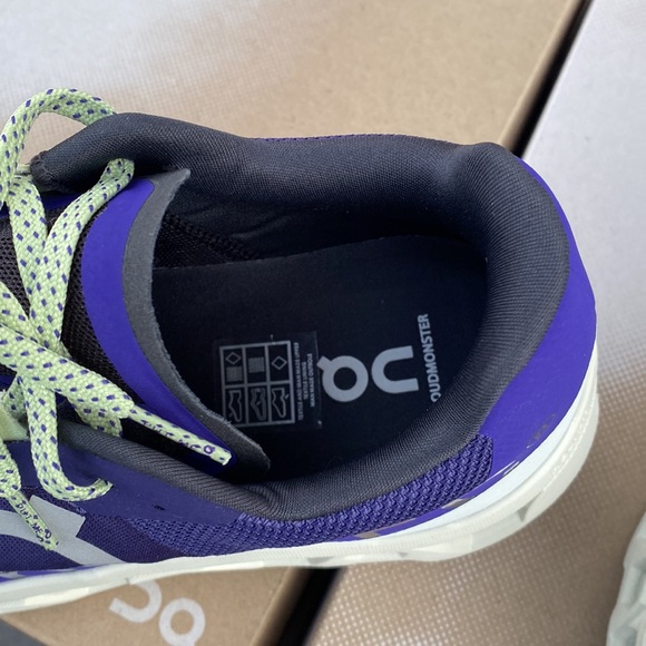 On running men cloudmonster shoes - Picture 3 of 6